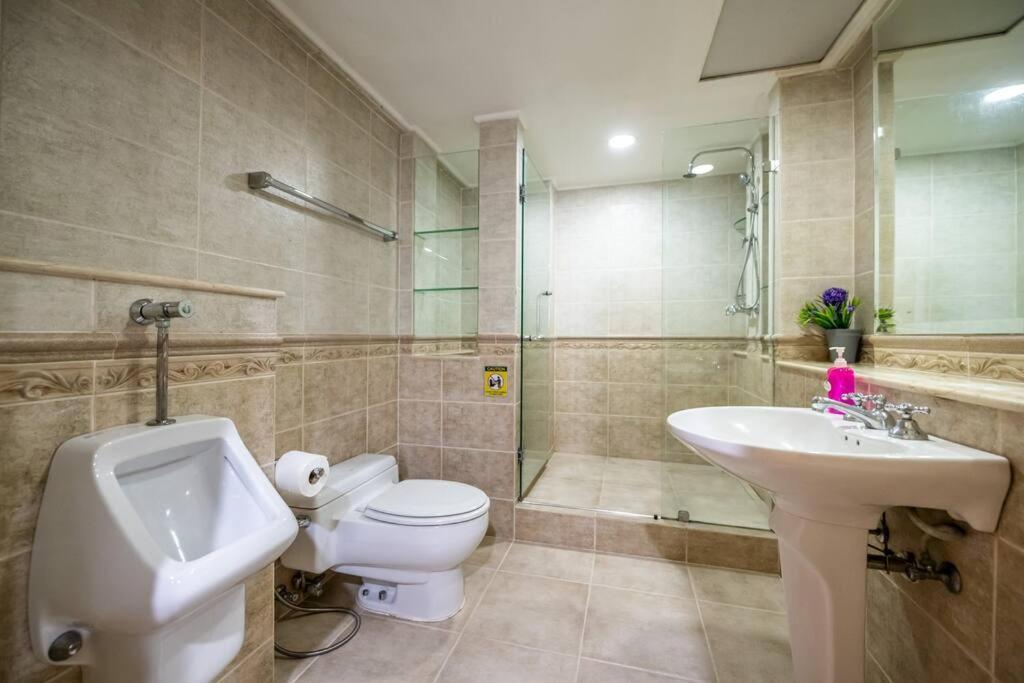 At Nana-5Bed, City Center, Nana Bts, Mbk, Central World, Siam Bangkok Buitenkant foto